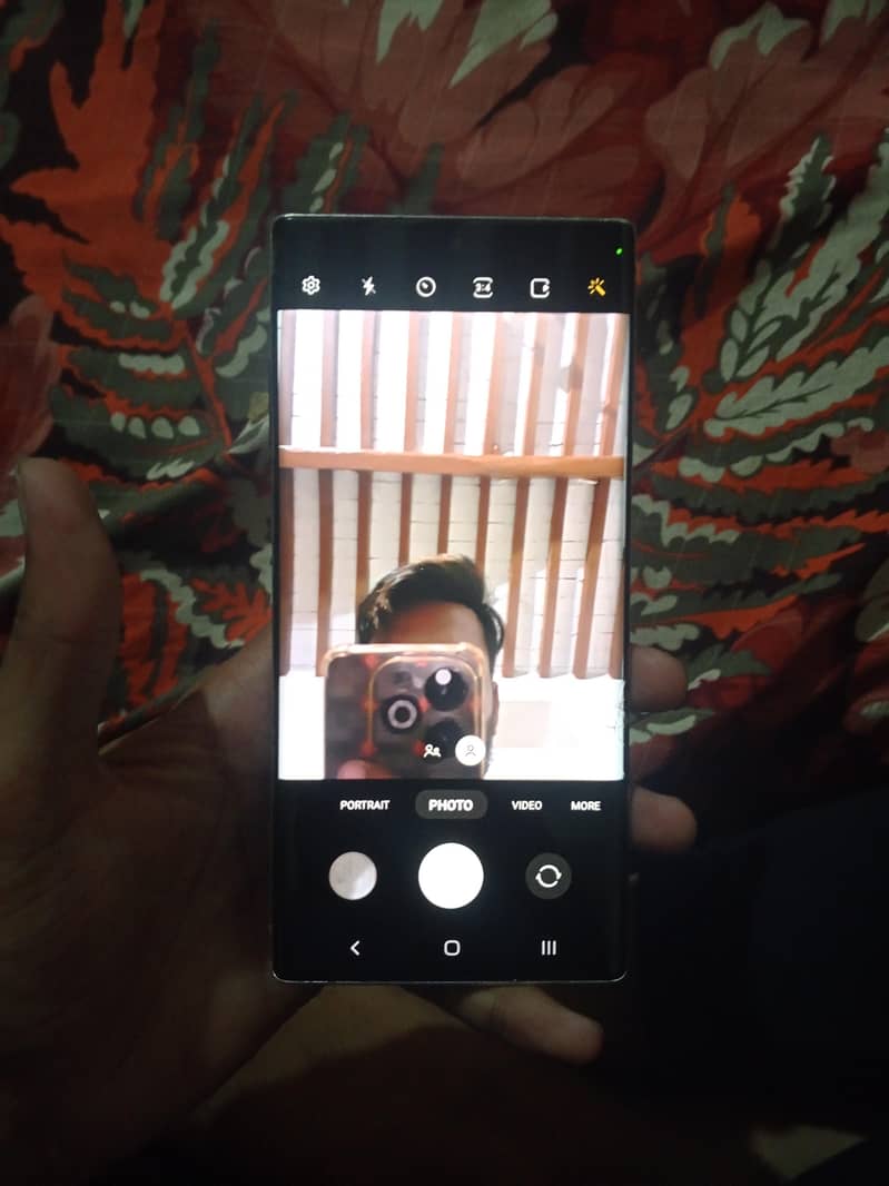 Samsung Mobile Note 10 Plus 5