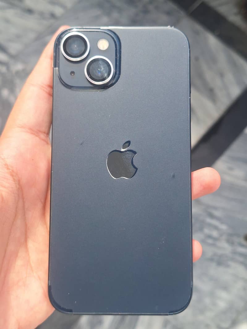 Apple iPhone 13 0