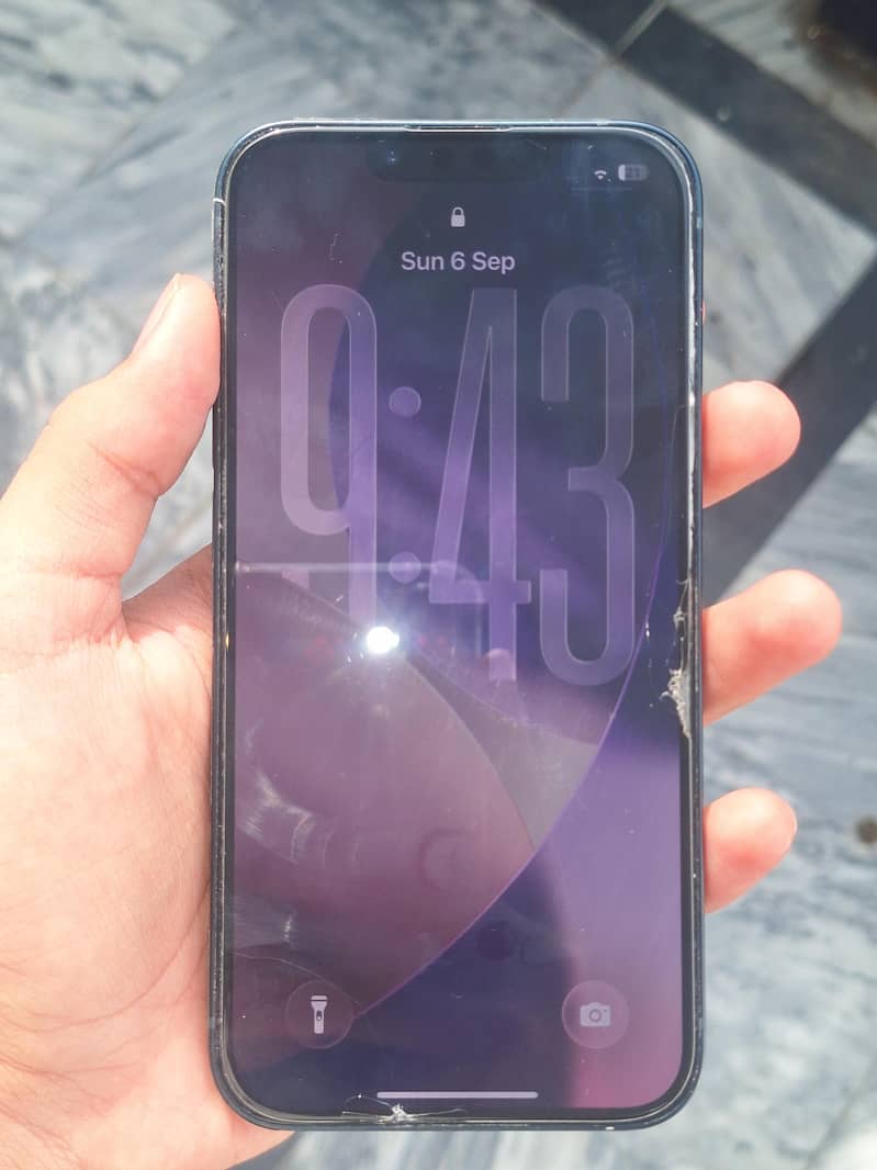 Apple iPhone 13 3