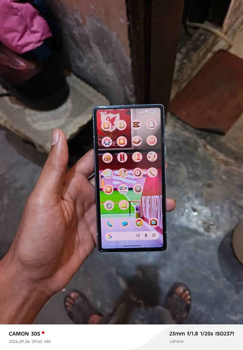 Google Pixel 7a 4