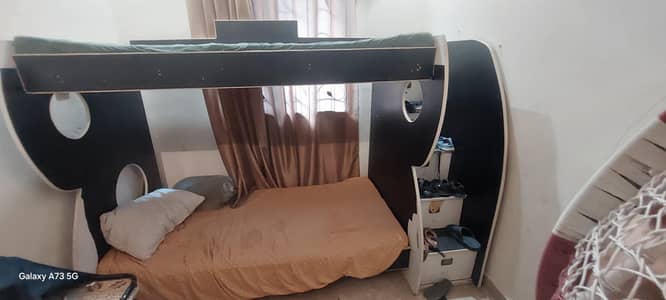 kids double bed in good condition