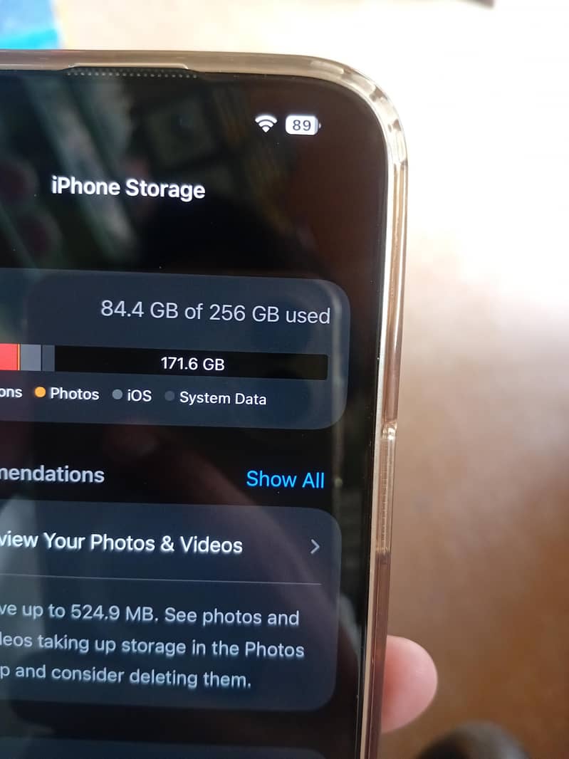 Apple iPhone 15 Pro 2