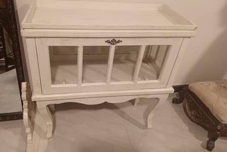 Chefen Dish Table Fresh piece with Solid wood  Price Rs. 30,000/-