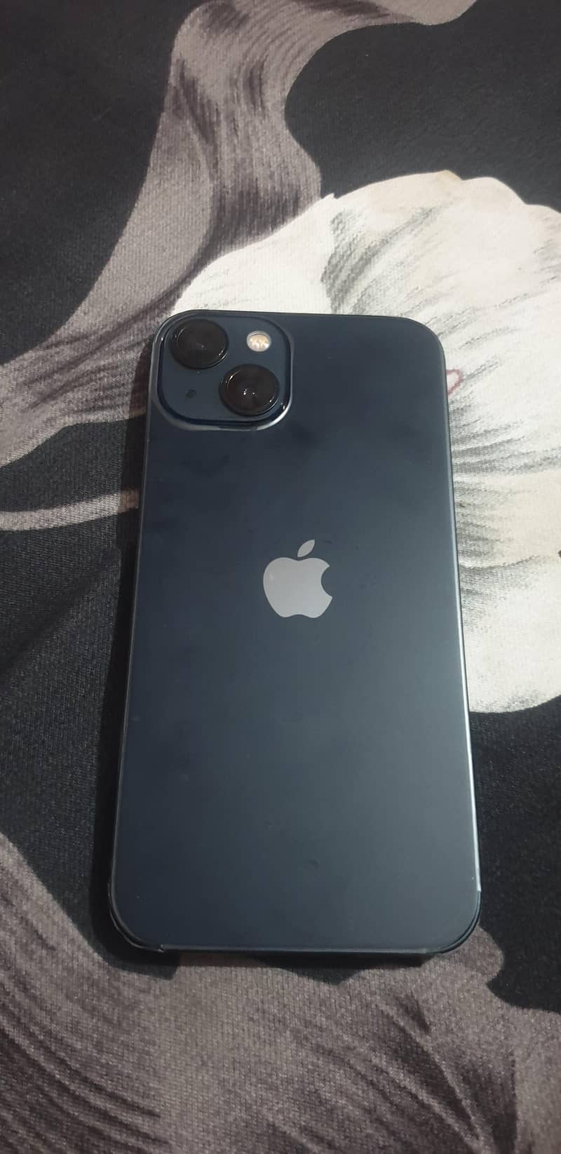 Apple iPhone 13 3