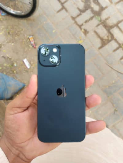 Apple iPhone 13