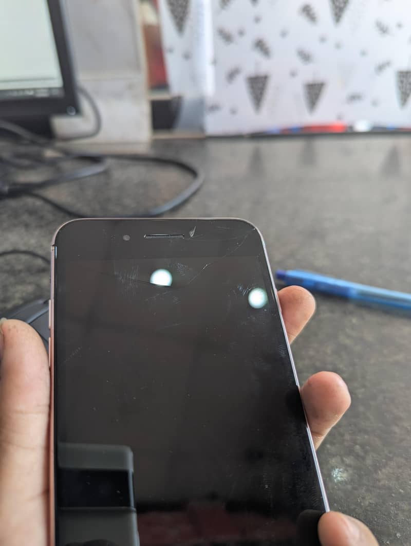 Apple iPhone 7 Plus 4