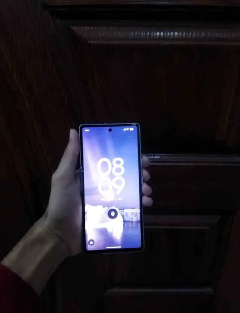 Google Pixel 7a 11
