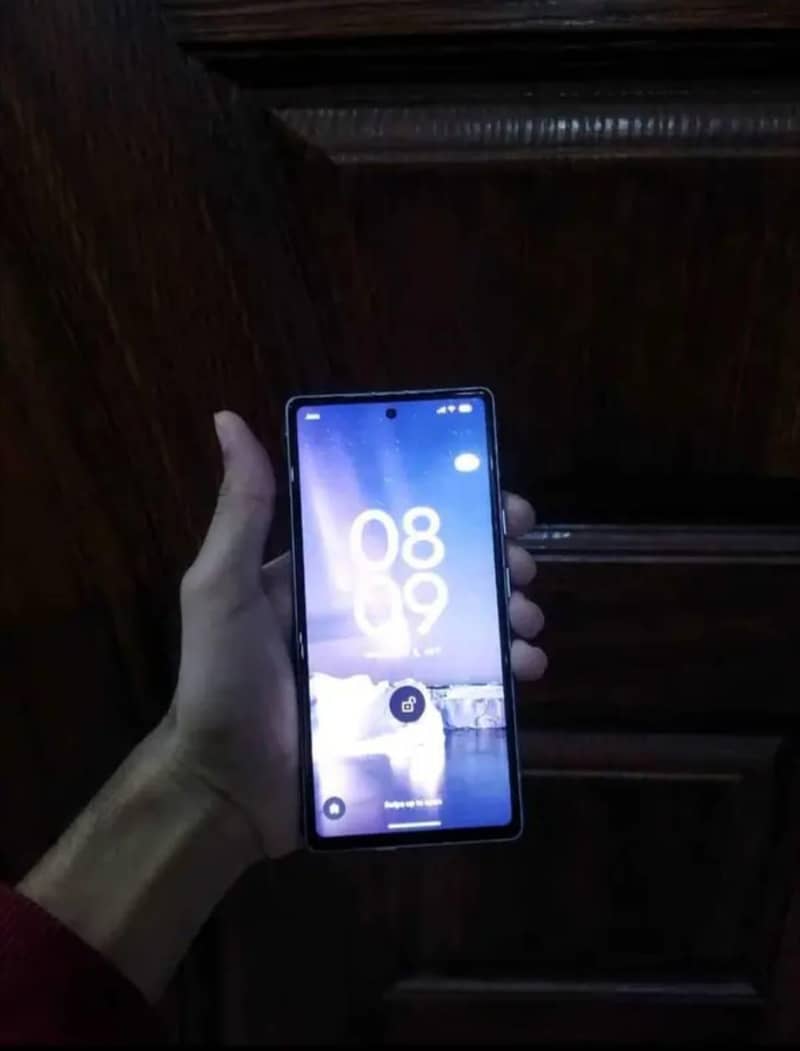 Google Pixel 7a 13