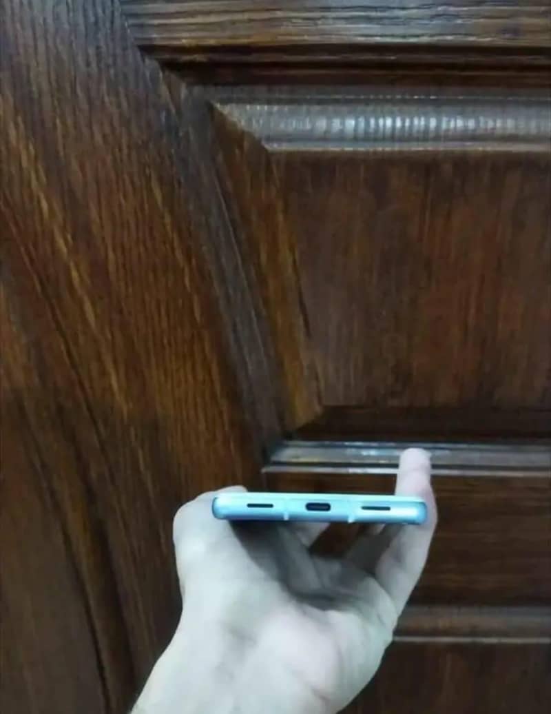 Google Pixel 7a 15