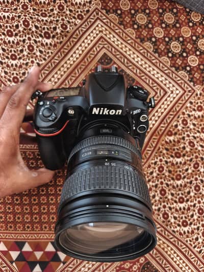 Nikon D810 DSLR Camera + Nikon 28-300mm VR Lens – For Sale