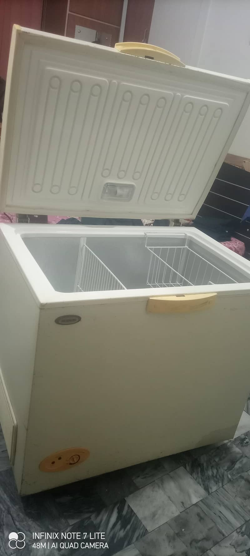 good condition d freezer 0