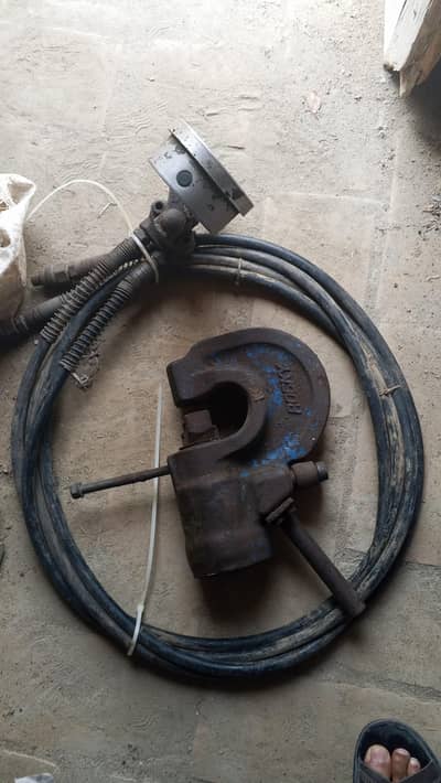 hydraulic punch hole machine