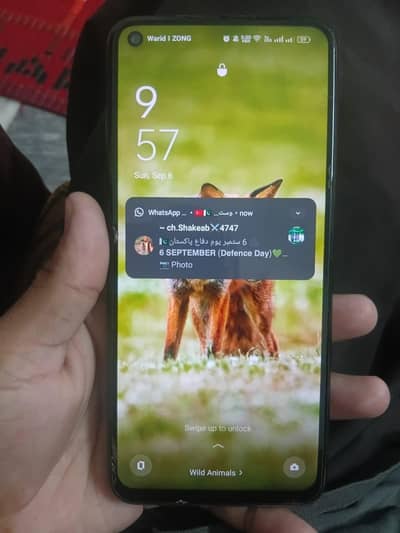 mobile bilkol ok hi no open daba charger Sath hai