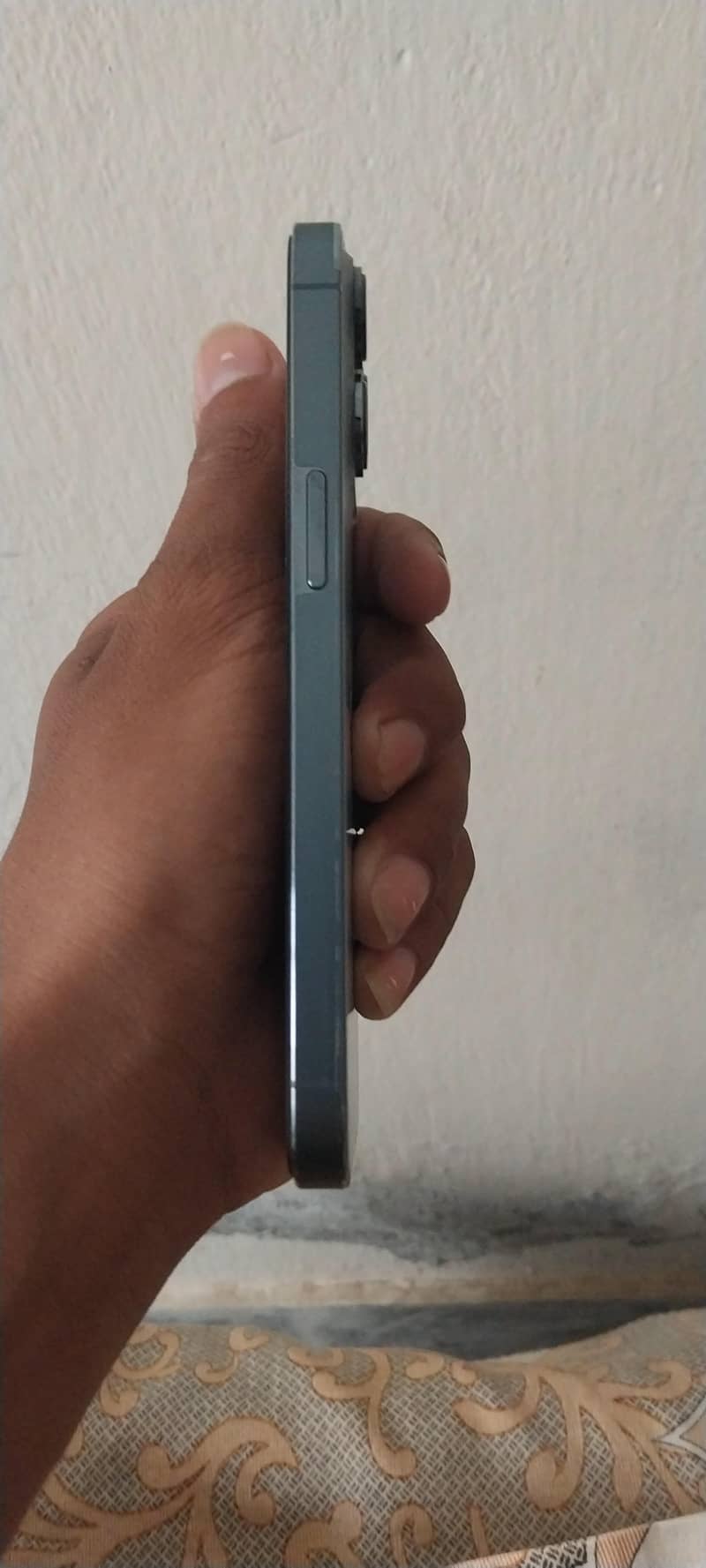 Apple iPhone 13 Pro 2