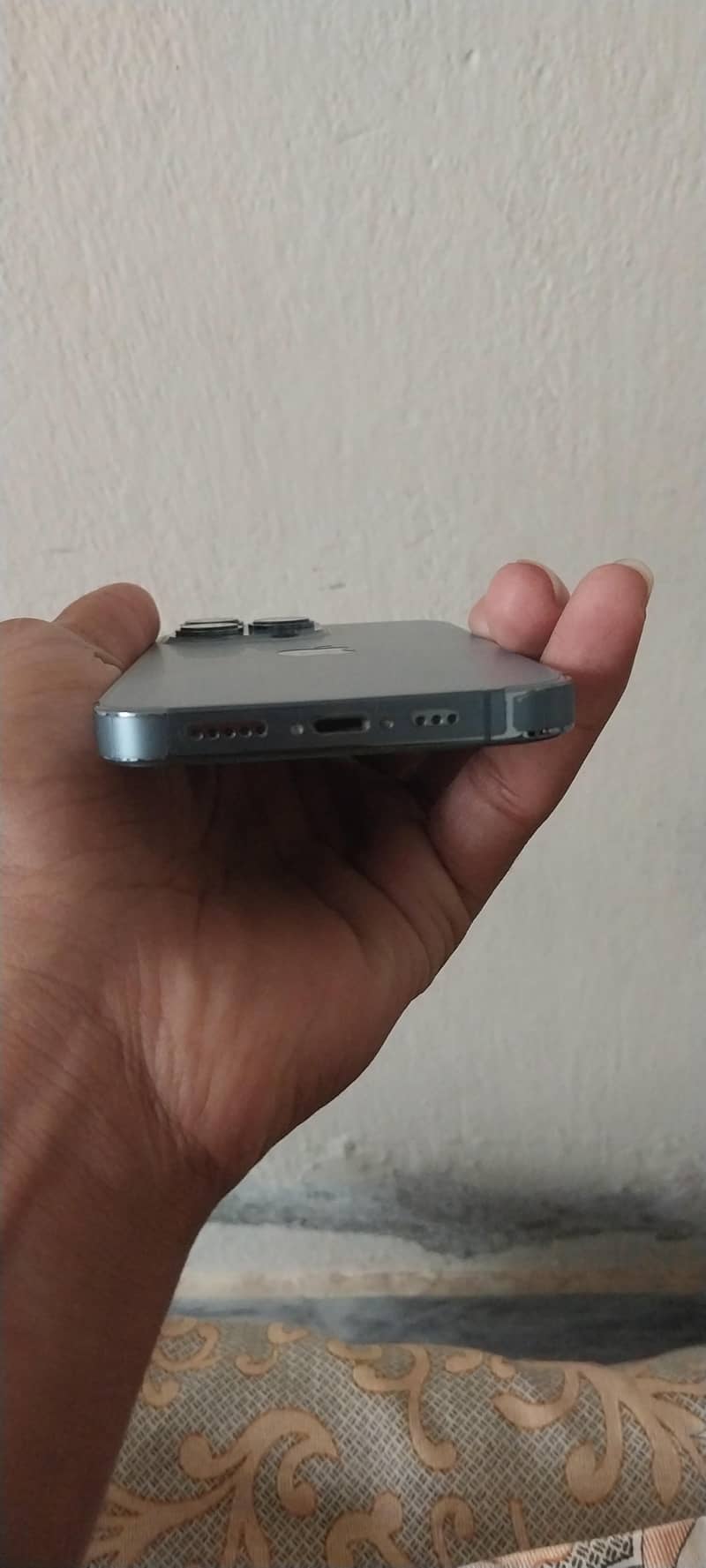 Apple iPhone 13 Pro 4