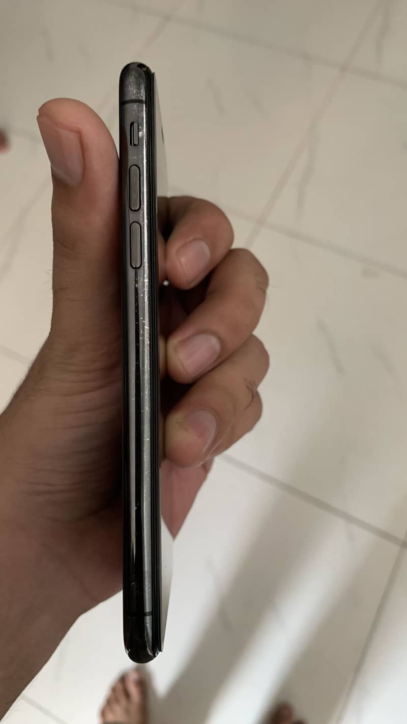 Apple iPhone X 1