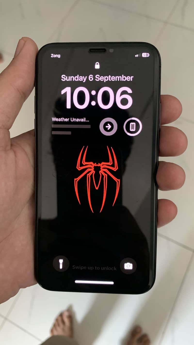 Apple iPhone X 5