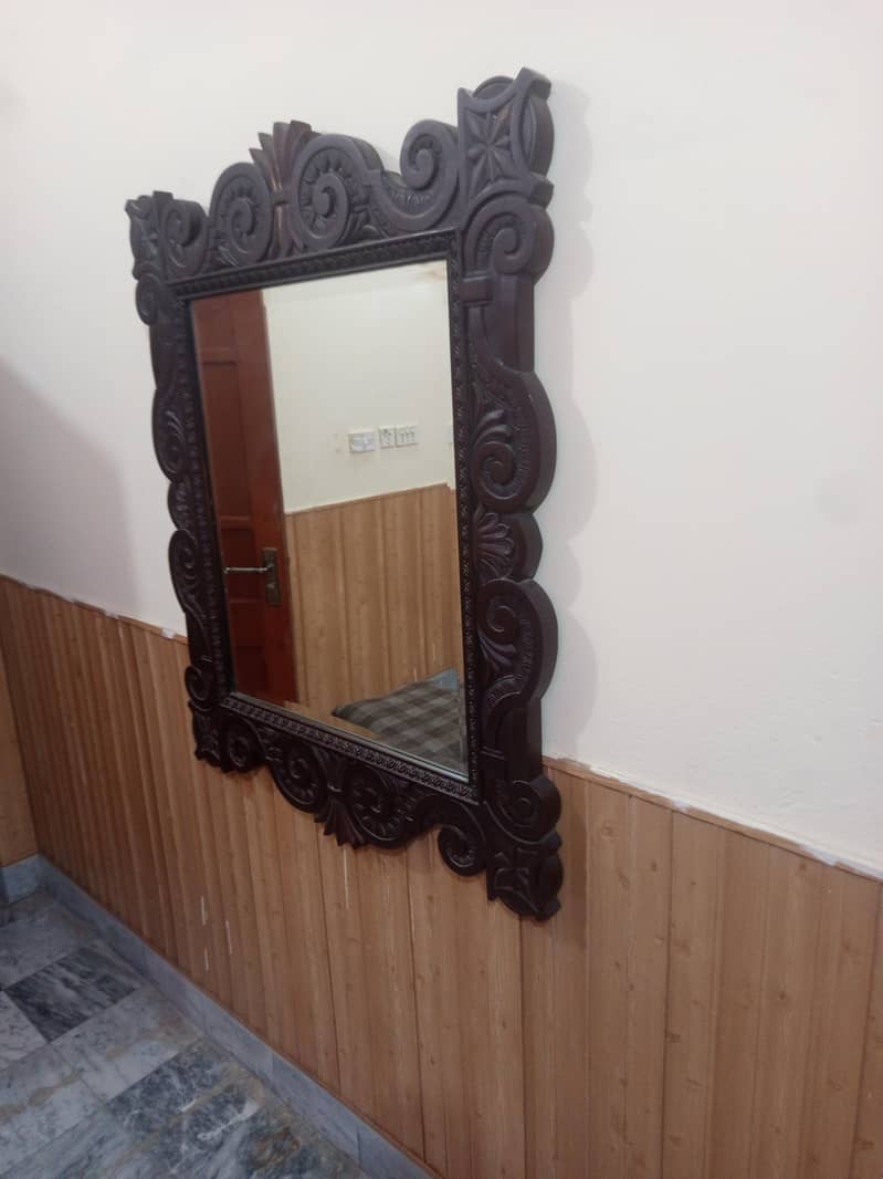 mirror 4