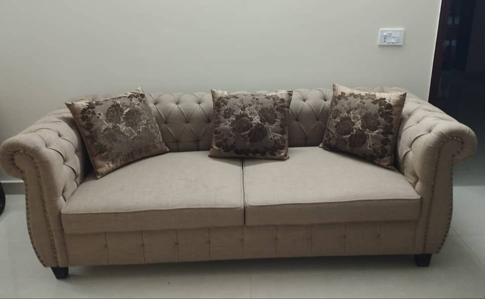 3 seater sofa 0