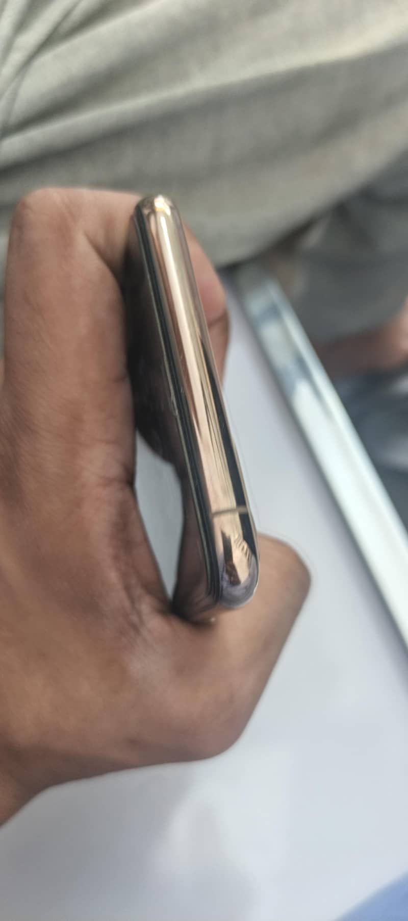 Apple iPhone 11 Pro Max 1