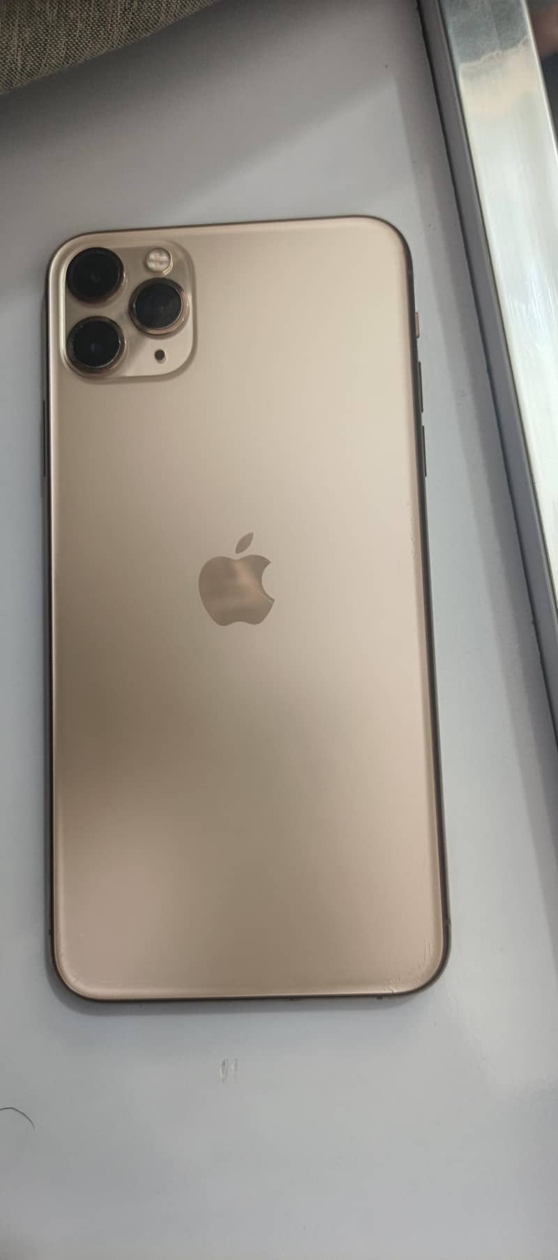 Apple iPhone 11 Pro Max 5