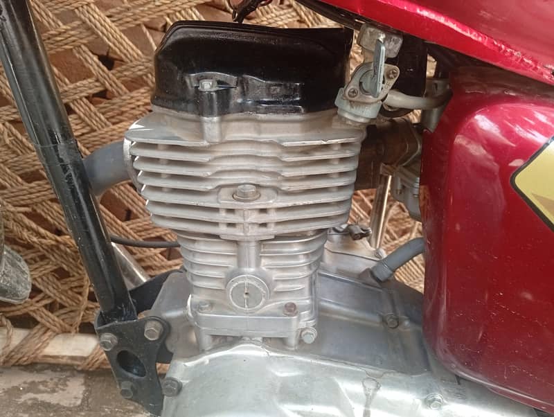 CG 125 2007 model All Punjab number 4