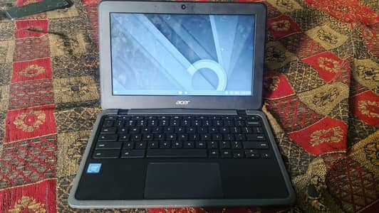 chrome book 10.10 condition 03322628283 WhatsApp