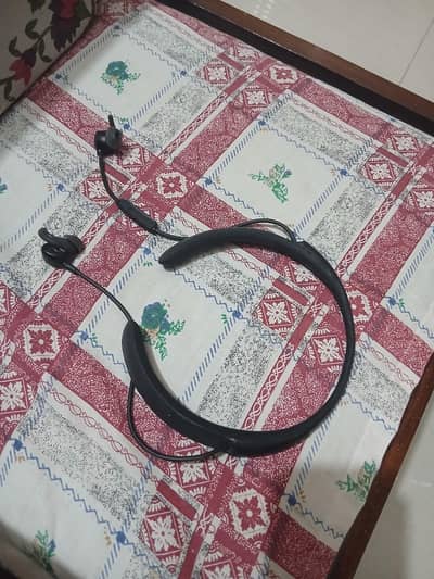 Bose Bluetooth Neckband Headphones – Working Condition
