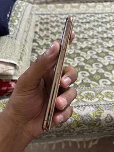 Apple iPhone XS