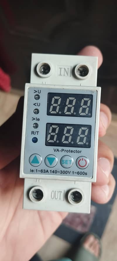 Voltage Protector 63A