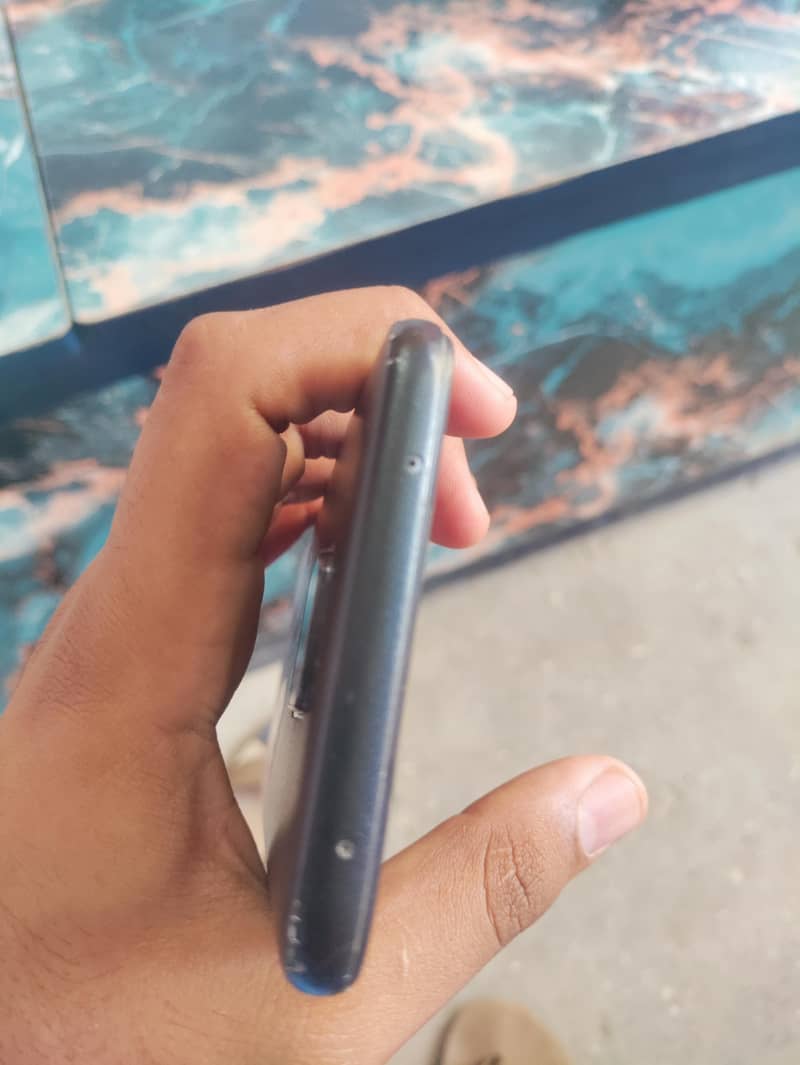 Xiaomi Redmi Note 9S 7