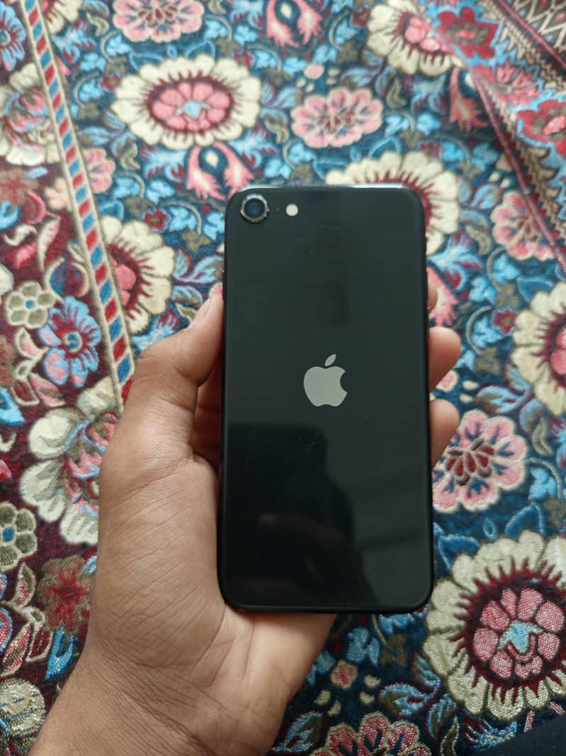 Apple iPhone SE 2 2