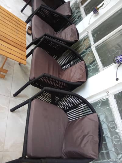 4 Steel Chairs with Matching Cushions