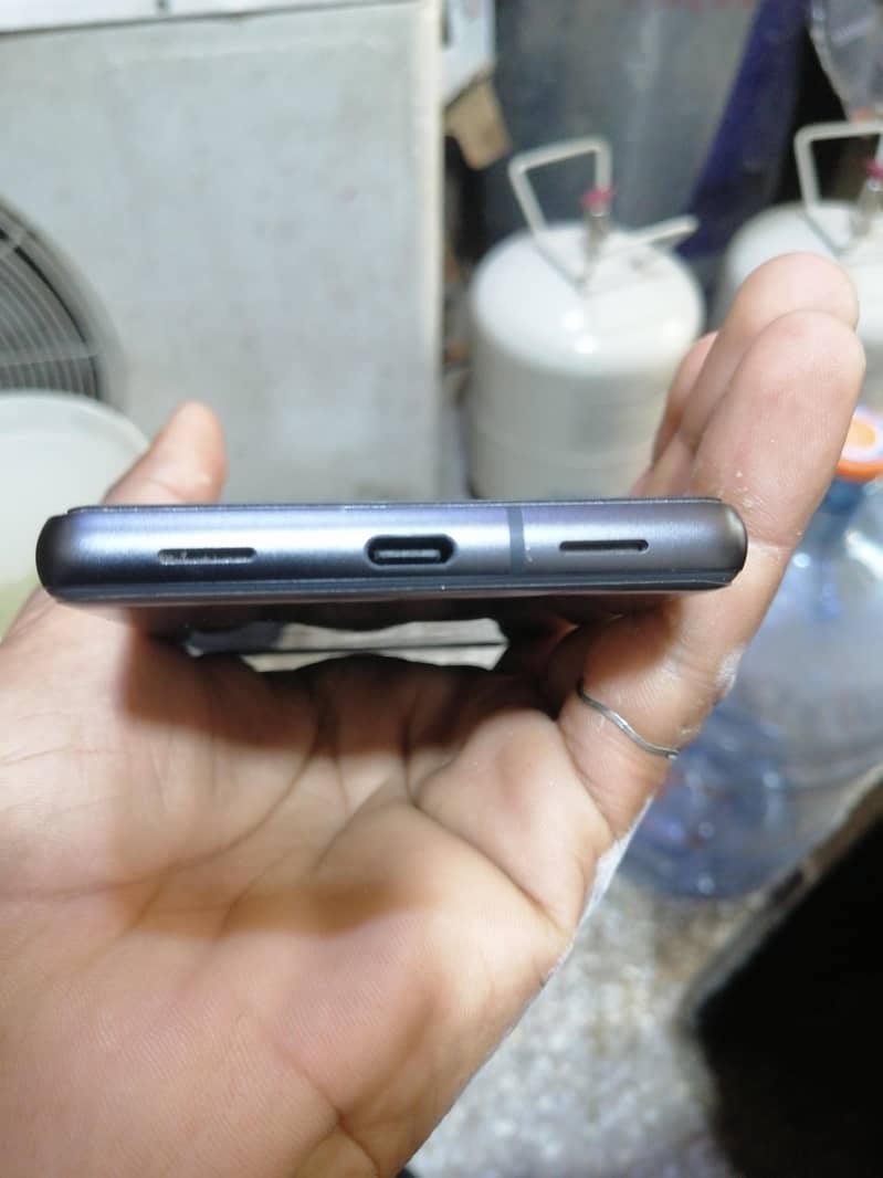 Google Pixel 7a 4