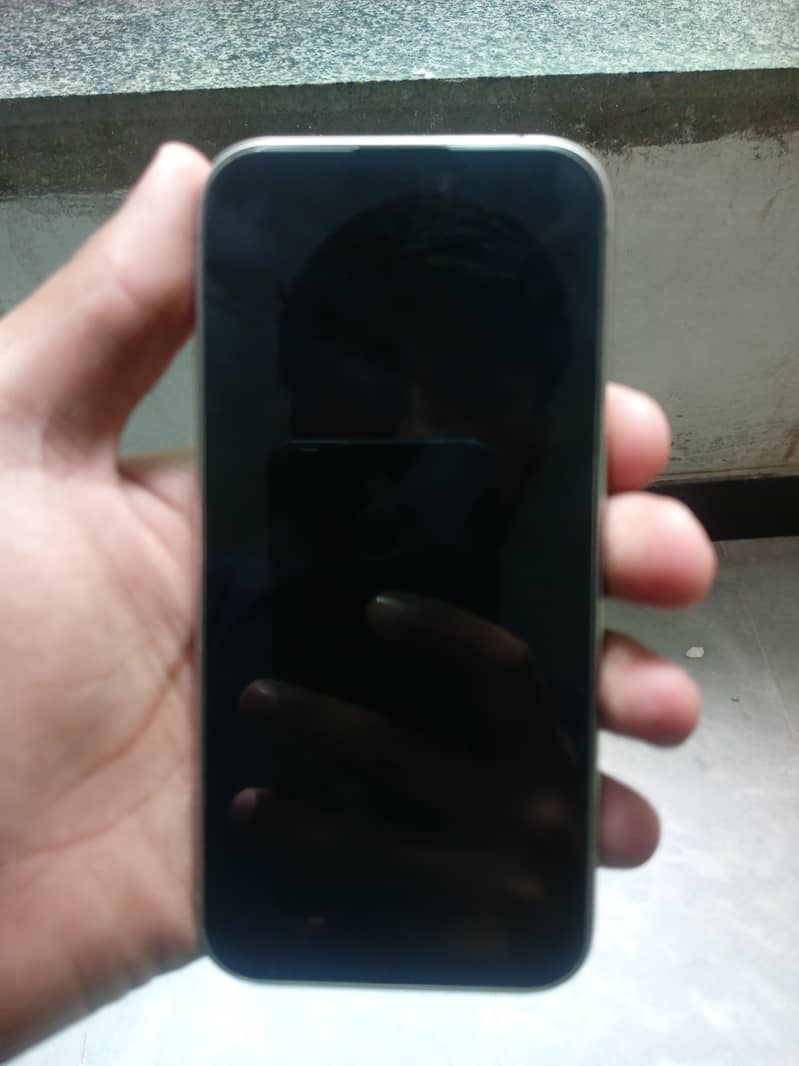 Apple iPhone 15 Pro 6