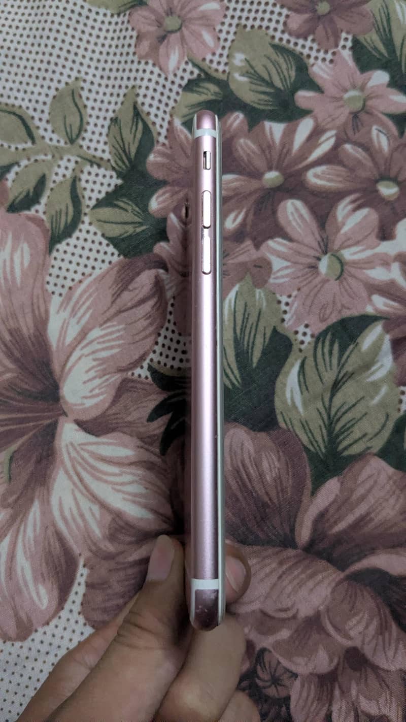 Apple iPhone 6S 3