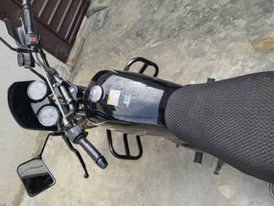 Suzuki GS 150SE