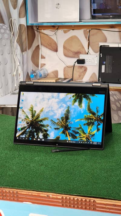 Lenovo yoga L13 Core i5 10th gen 16gb ram 256gb ssd Touch and flip