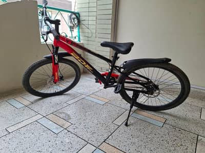Red & Black Mountain Bicycle / Sports Cycle with Disc Brakes