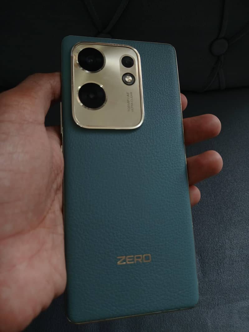Infinix Zero 30 10