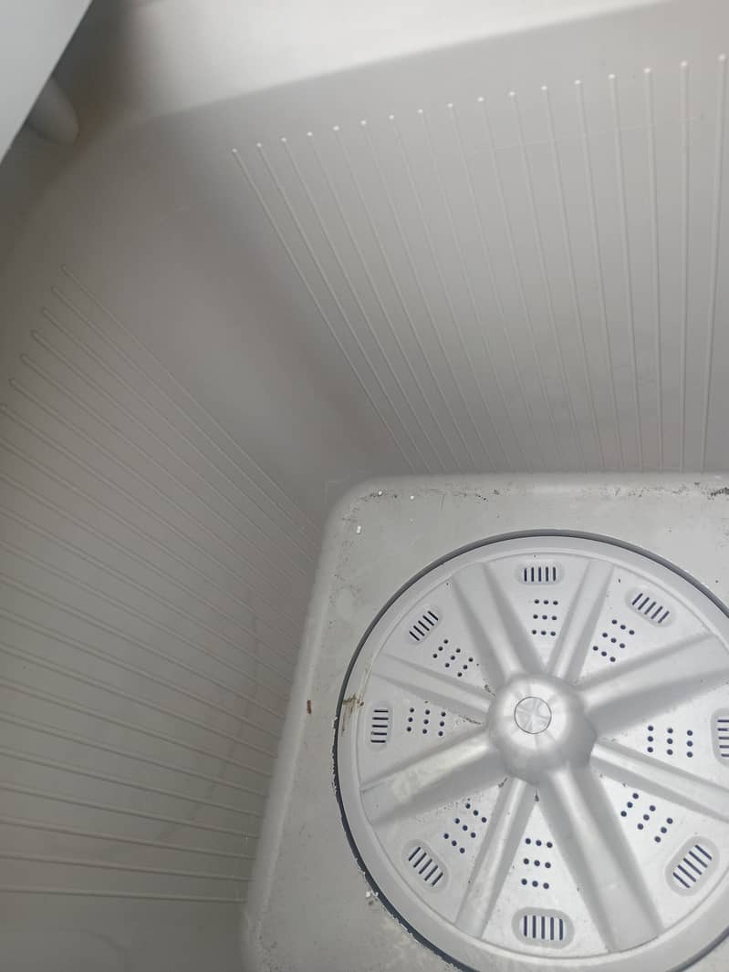 Washing machine 10
