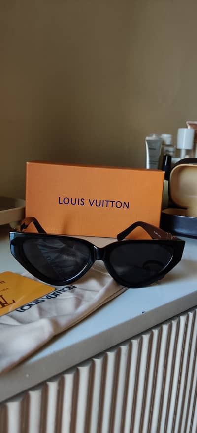 `LV Black Cat Eye Sunglasses - Iconic Gold V - Original With Box`