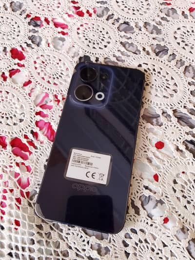 OPPO Reno 13