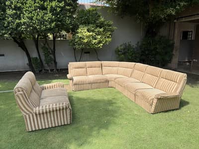 8-Seater Sofa Set – Excellent Condition – Flexible Configuration