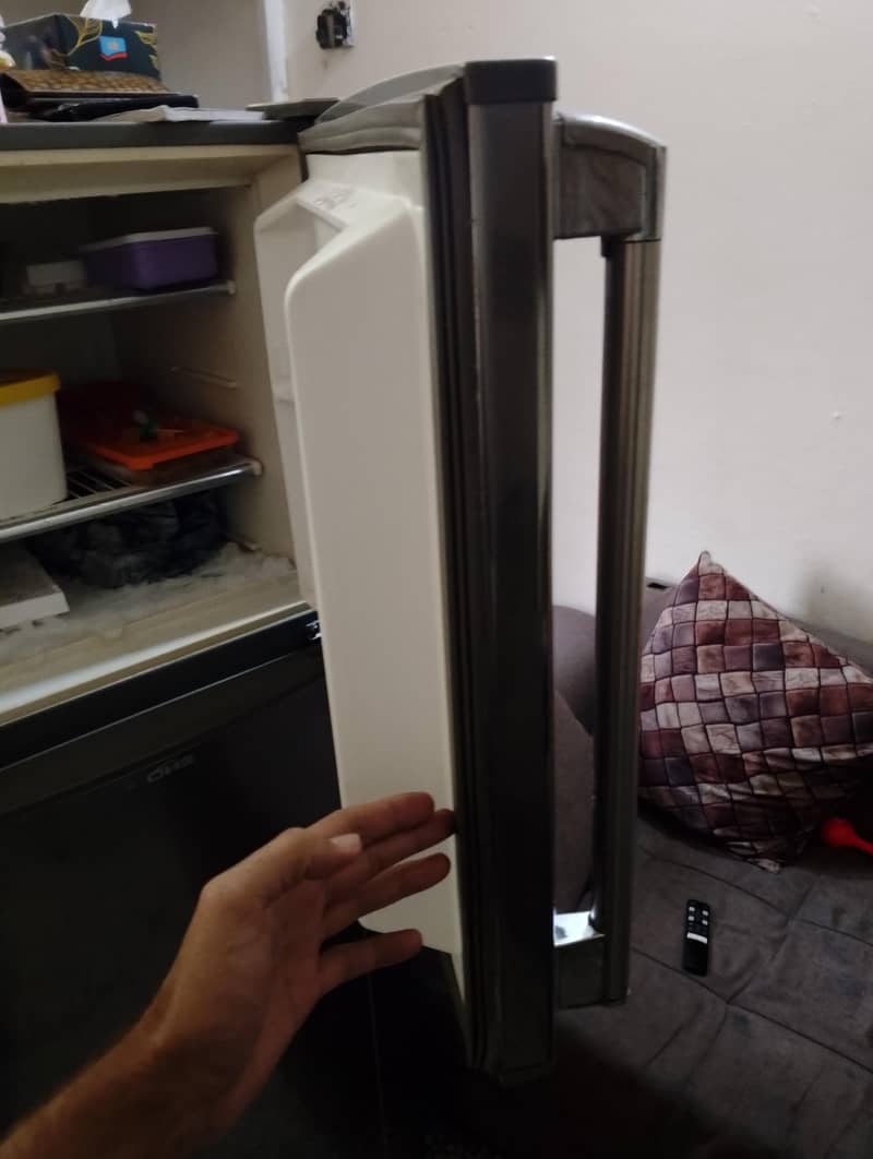 Refrigerator 5