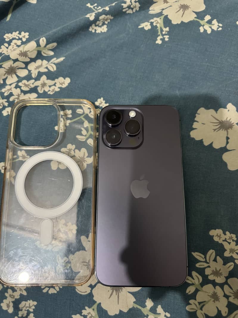 Apple iPhone 14 Pro Max 3