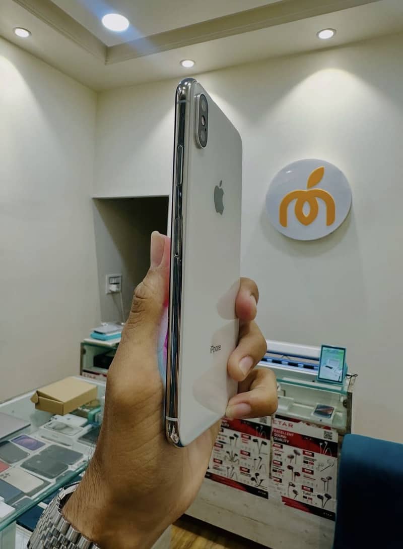 Apple iPhone XS 2