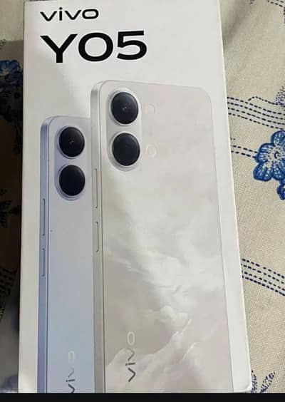 Vivo y05 4+4/64 box pack