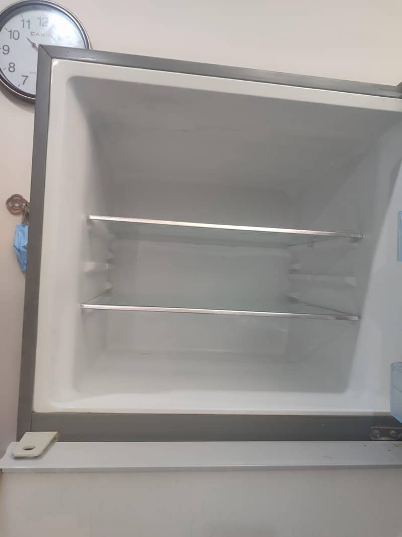 A Fridge seeling 2