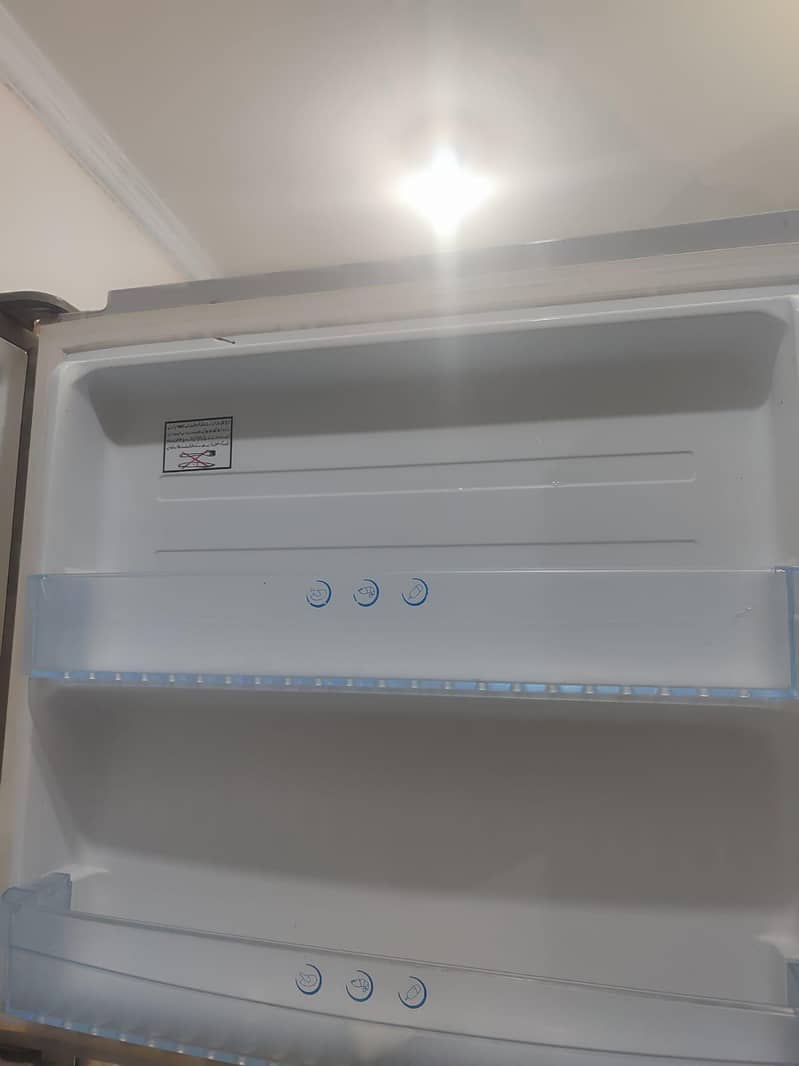 A Fridge seeling 4